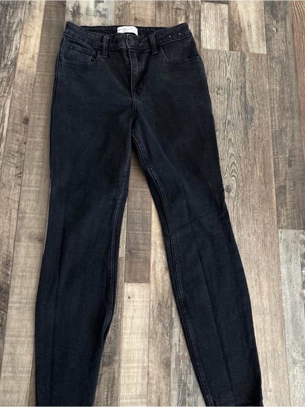 Abercrombie & Fitch Black Skinny Jeans - High Rise